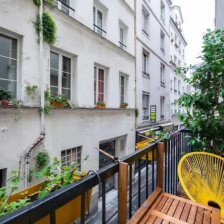 Vertus - Cozy In The Marais Neighborhood Parigi