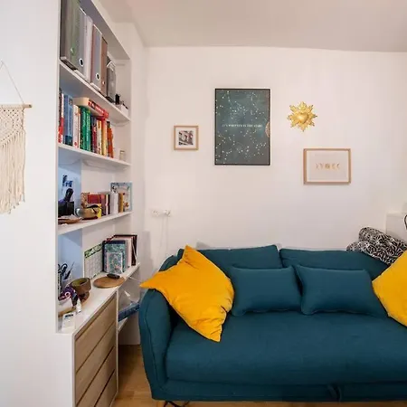 Vertus - Cozy In The Marais Neighborhood * Paris